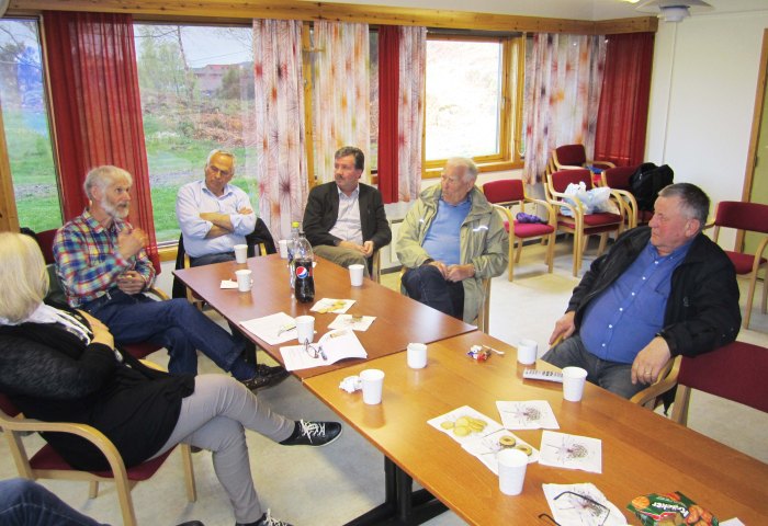 Strilen og nynorsken var i fokus då 10 personar var samla for å drøfte visjonen om strilaforskning.